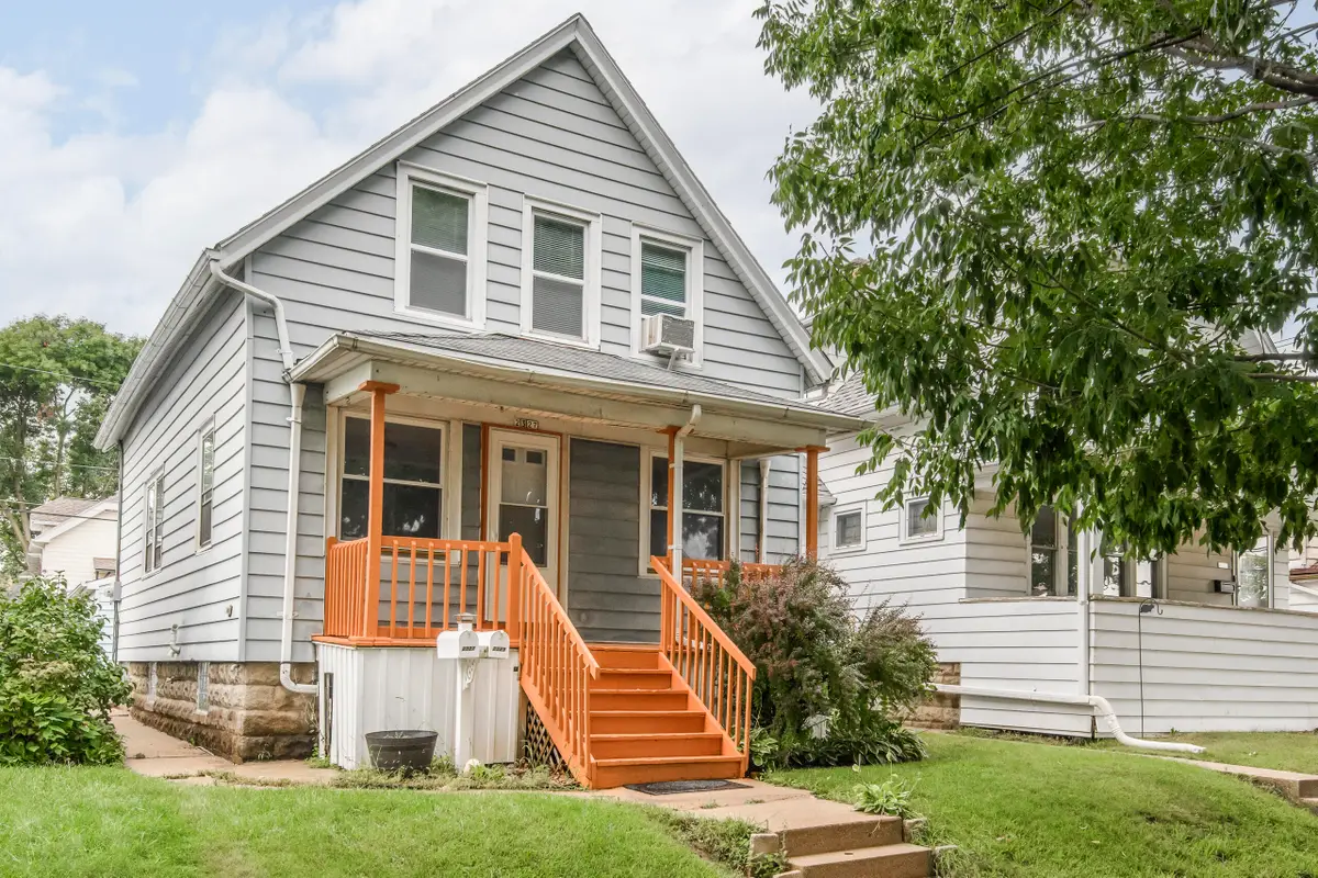2327 S 63rd St, West Allis, WI 53219 - #1