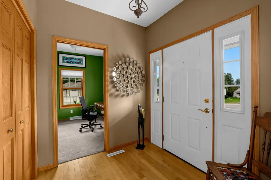 100 Calla Ct, Onalaska, WI 54650 - #3