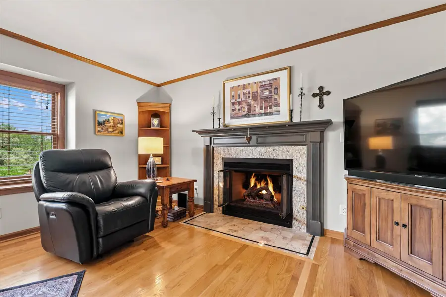 258 Clover Ln, Fredonia, WI 53021 - #3