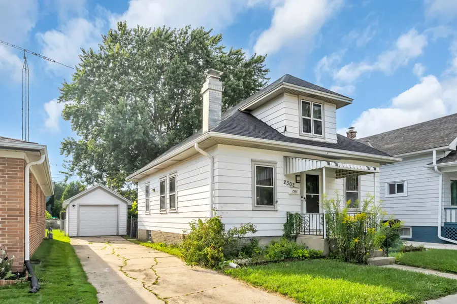 2302 Blake Ave, Racine, WI 53404 - #3