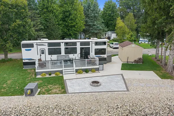 W4945 County Road Es, Sugar Creek, WI 53121