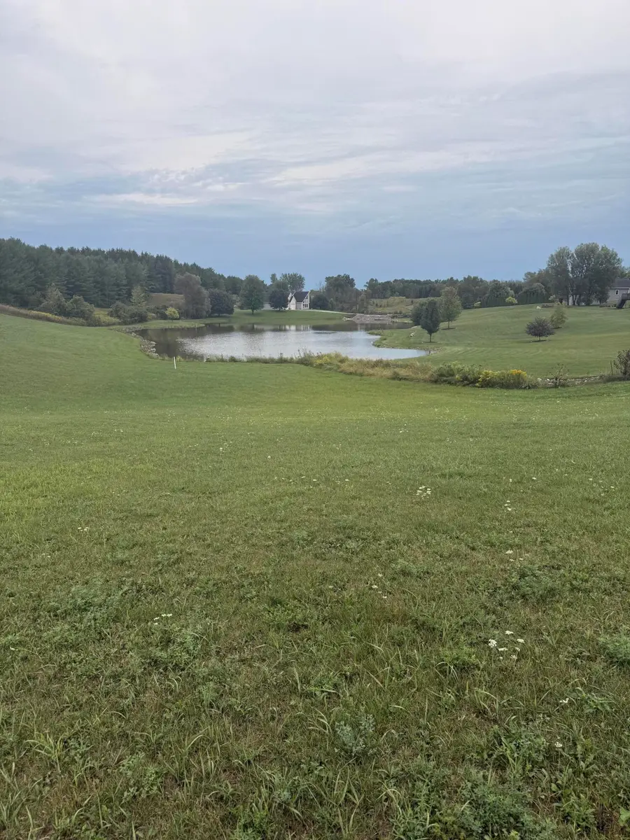 2329 Silveridge Dr, Manitowoc, WI 54220 - #2