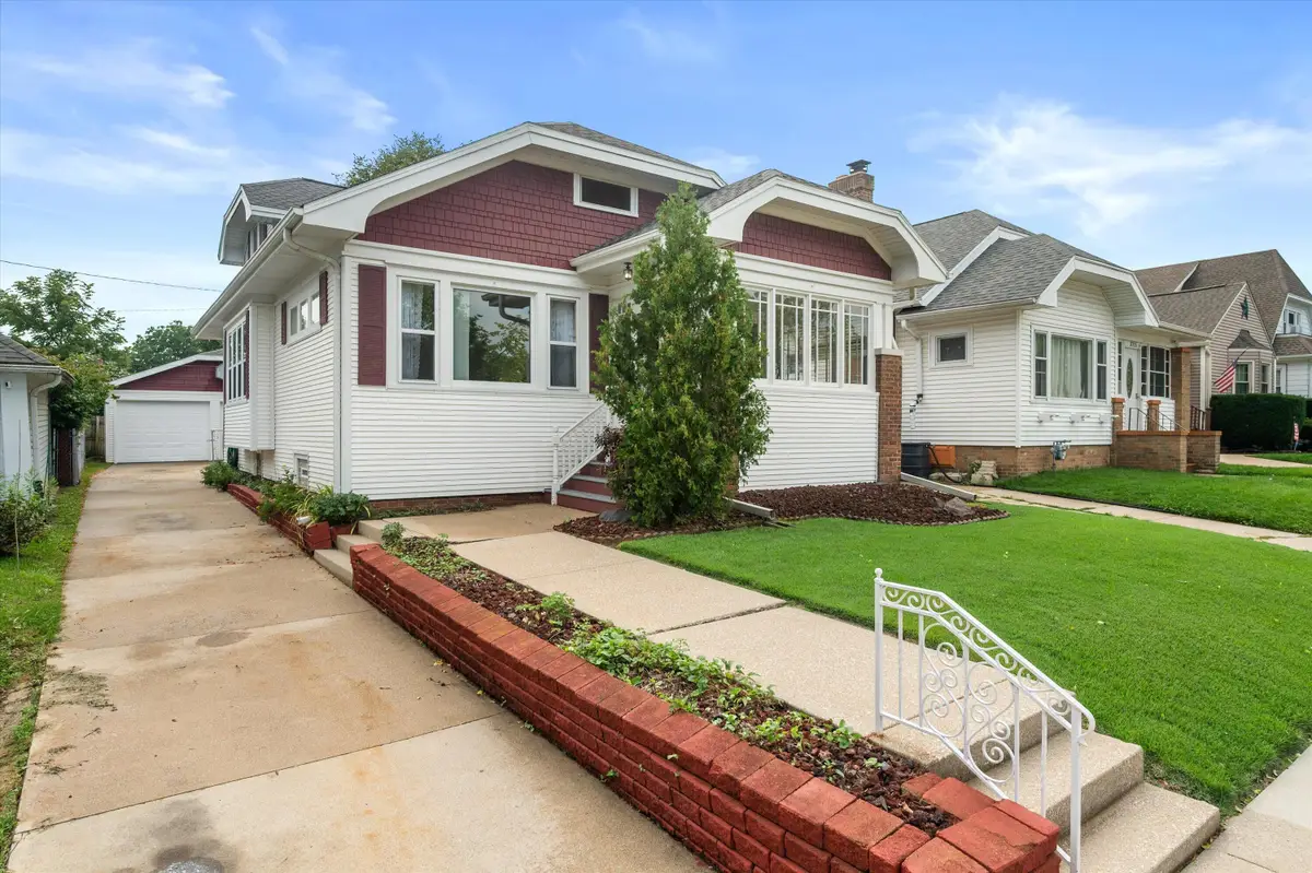 3709 Haven Ave, Racine, WI 53405 - #1