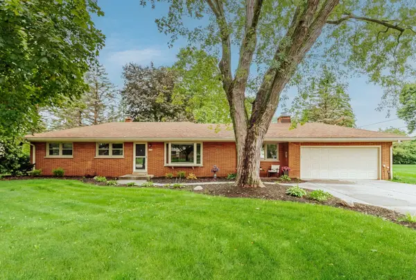 4580 N 135th St, Brookfield, WI 53005