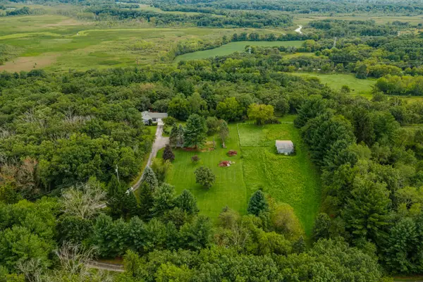 S100W31478 County Road Lo, Mukwonago, WI 53149