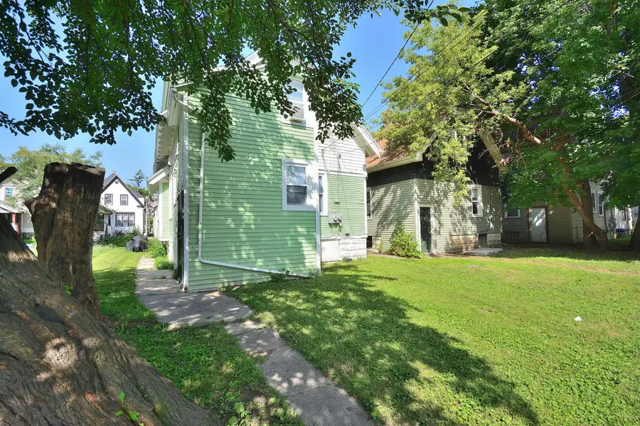 2616 N 37th St, Milwaukee, WI 53210 - #2