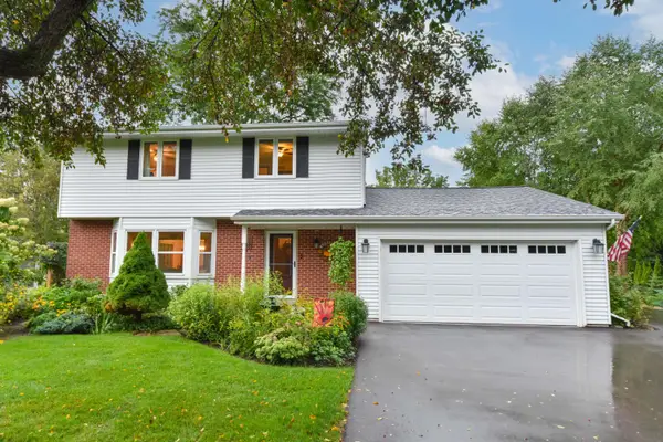 N64W30881 Cindy Ct, Merton, WI 53029