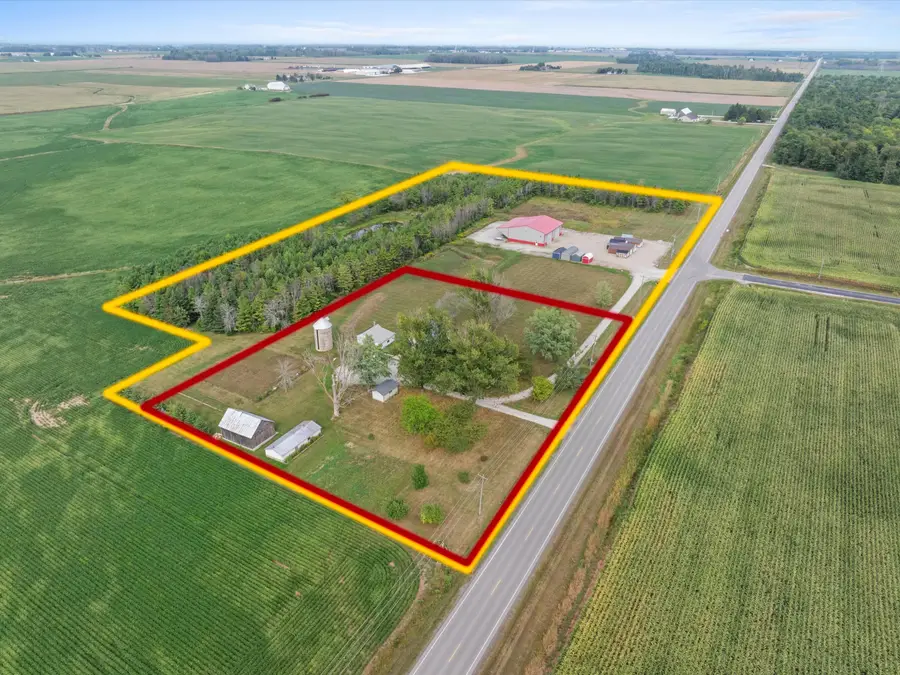 3106 E Cth V Hwy, Mishicot, WI 54228 - #2
