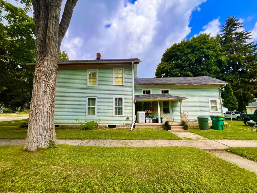 643 Watson St, Ripon, WI 54971 - #2