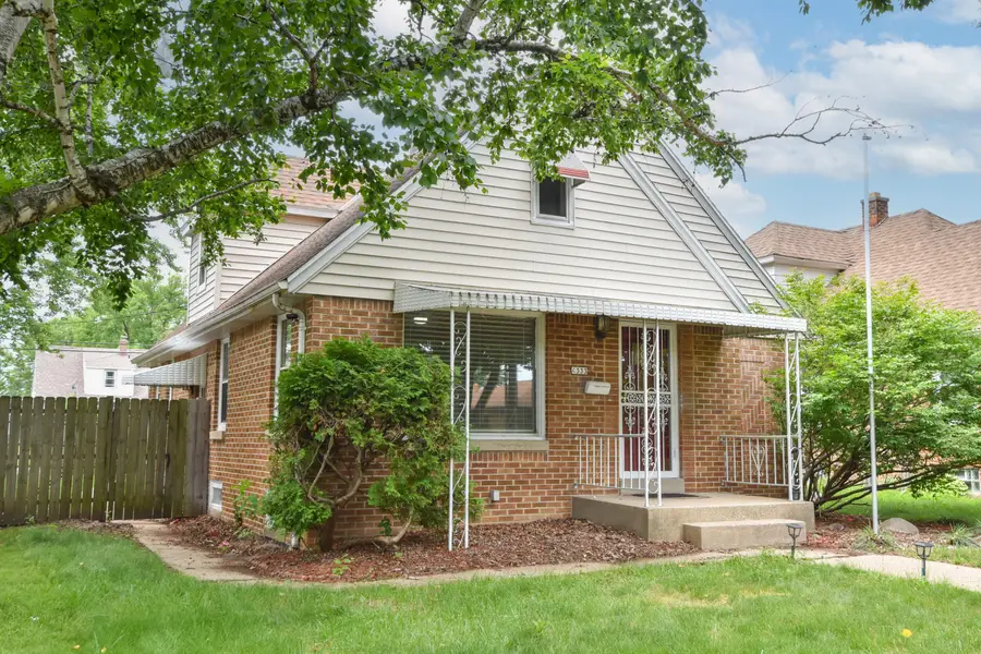 4333 N 62nd St, Milwaukee, WI 53216 - #2
