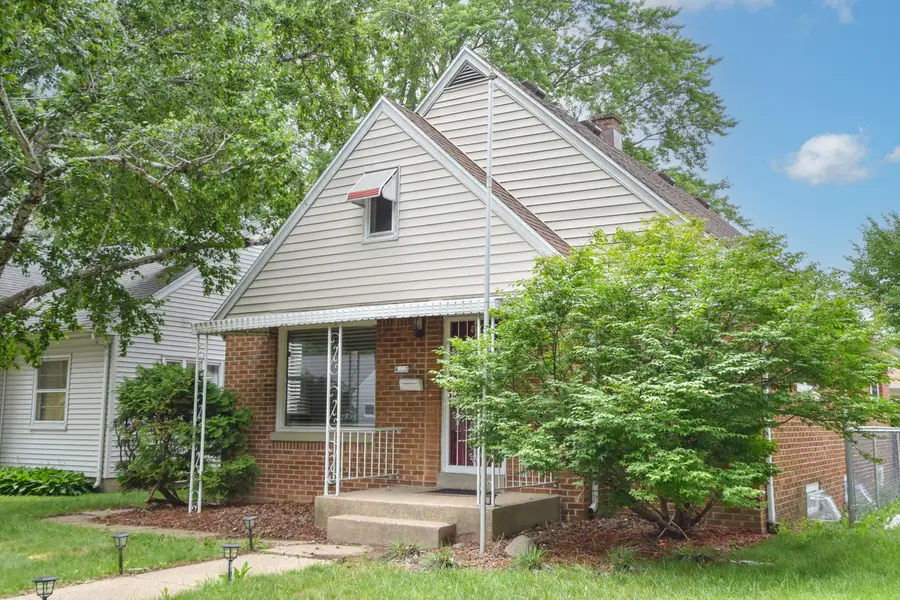 4333 N 62nd St, Milwaukee, WI 53216 - #3