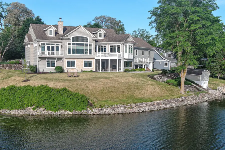 7622 Birch Ln, Waterford, WI 53185 - #3