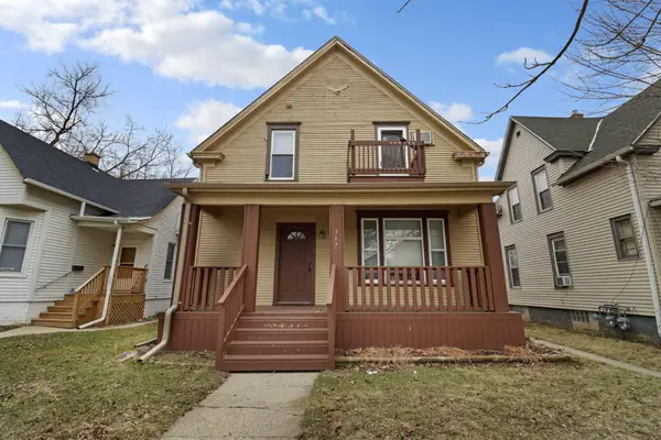 937 Grove Ave, Racine, WI 53405