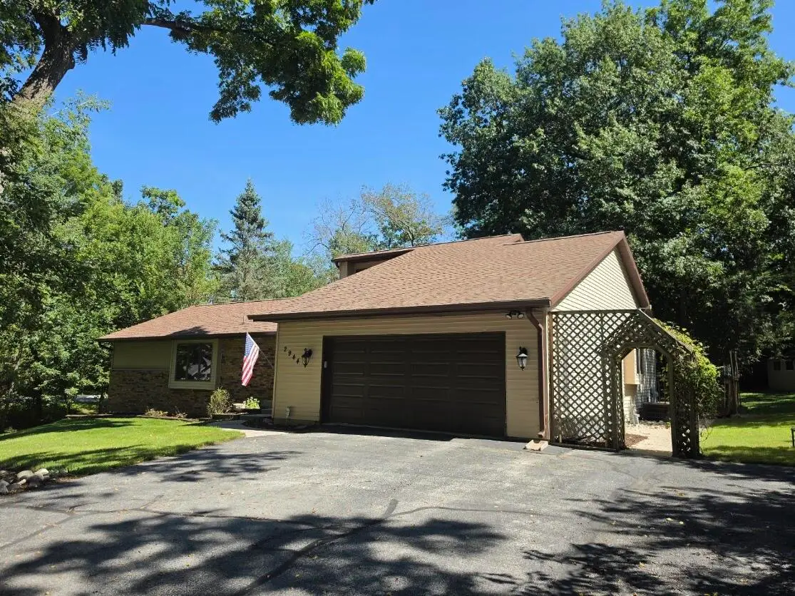 2944 Ridley Rd, Delafield, WI 53029 - #1