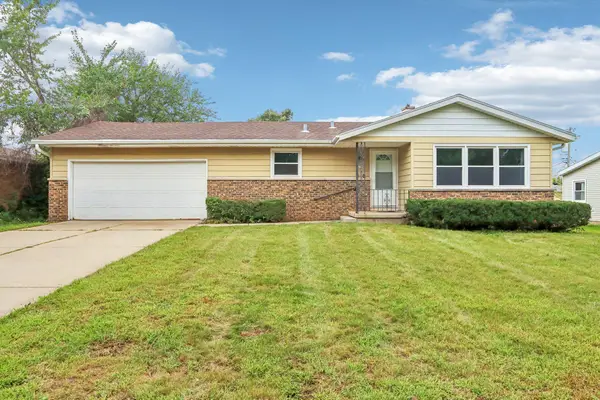 2218 Catalpa Rd, Madison, WI 53713