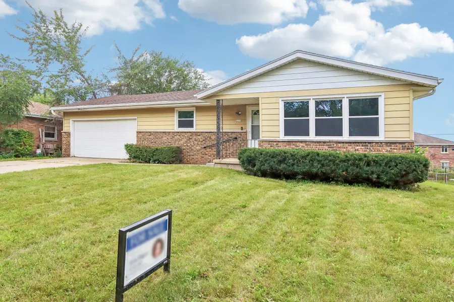 2218 Catalpa Rd, Madison, WI 53713 - #3