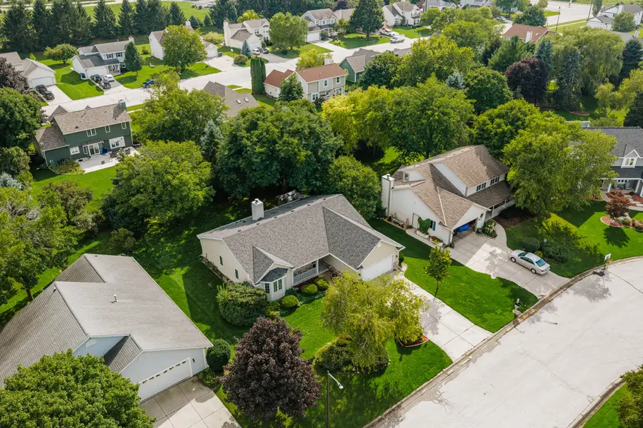 N58W24835 Cardinal Ct, Sussex, WI 53089 - #2