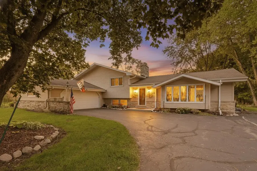 16200 Tomahawk Trl, Brookfield, WI 53005 - #2