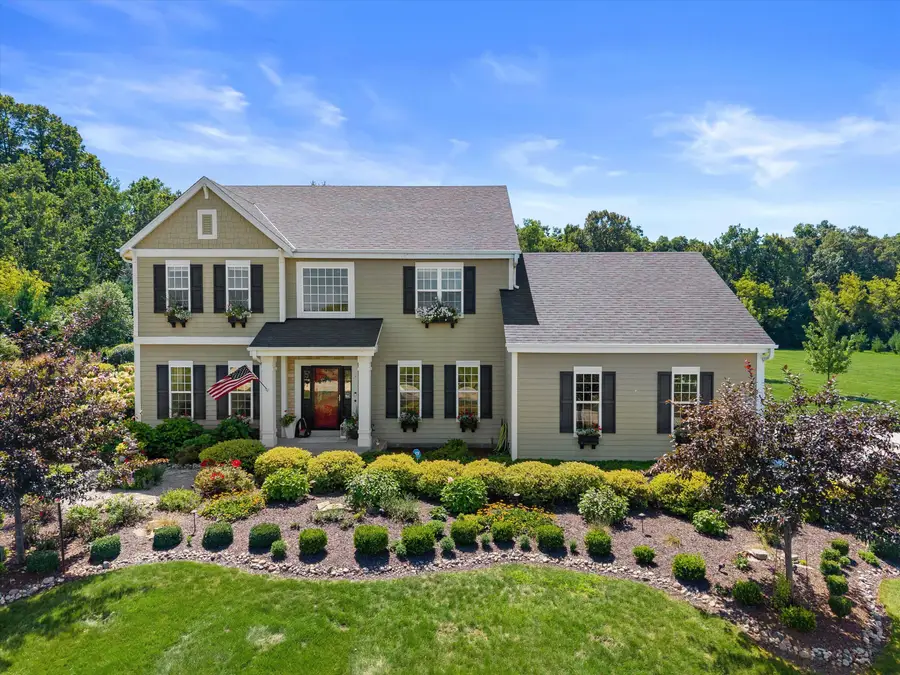 200 Nashotah Rd, Delafield, WI 53058 - #2