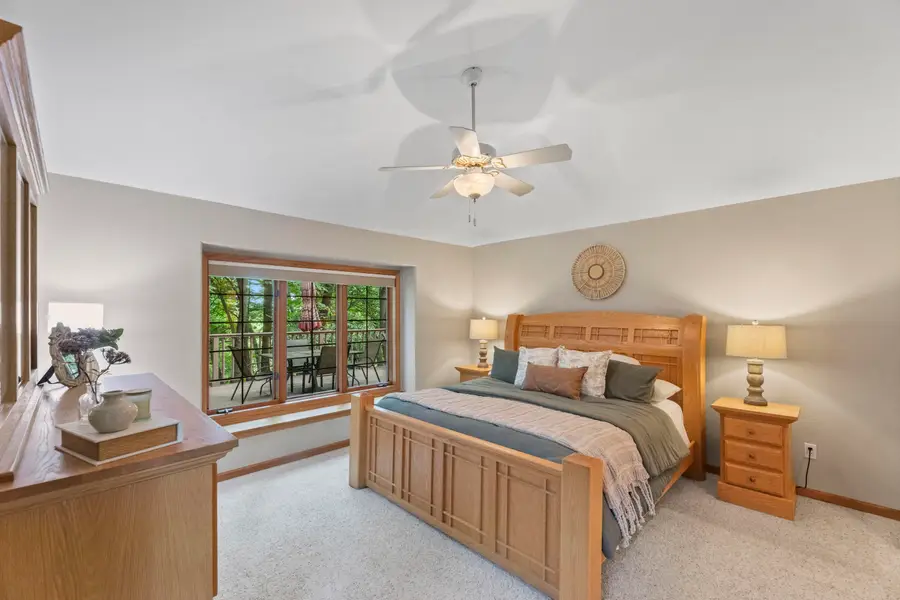 3515 Broken Bow Trl, Delafield, WI 53018 - #3