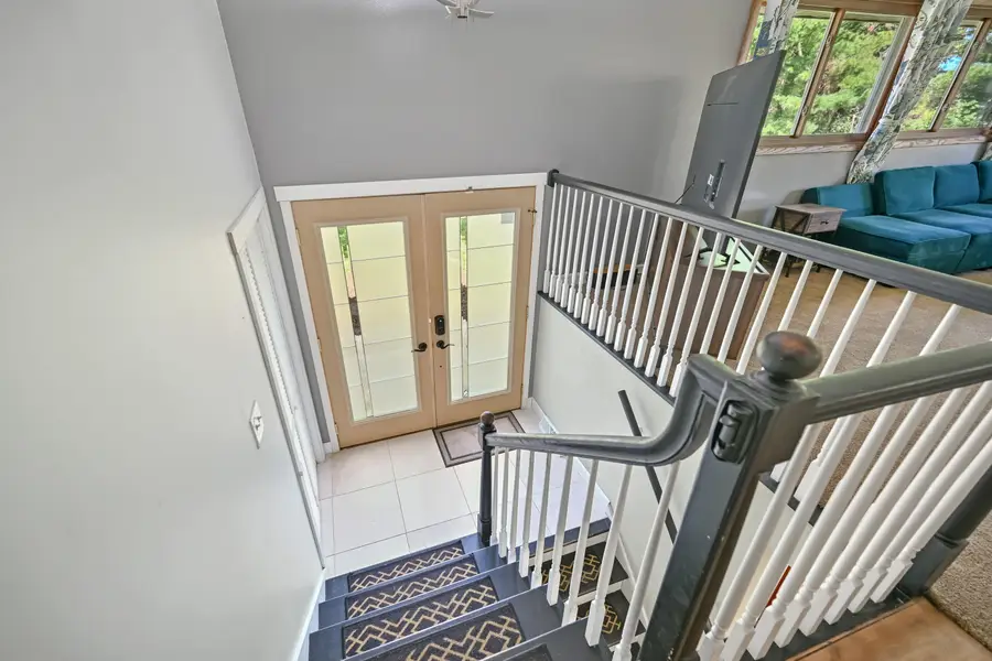 1661 Manchester Dr, Grafton, WI 53024 - #3