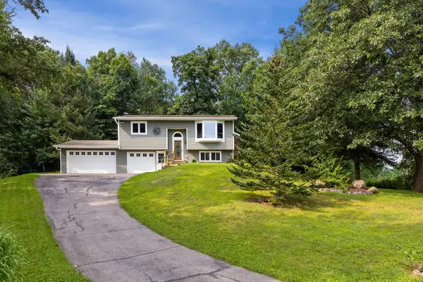 W5861 Mahlum Rd, Farmington, WI 54636