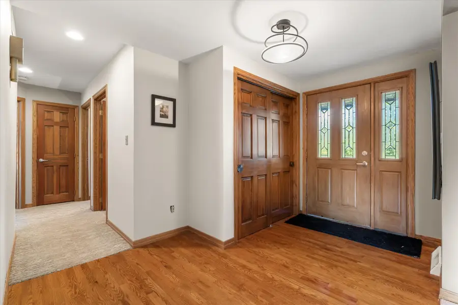 1905 Hickory Ln, Oshkosh, WI 54901 - #3