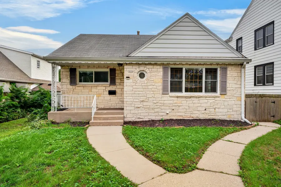 3026 S 41st St, Milwaukee, WI 53215 - #2