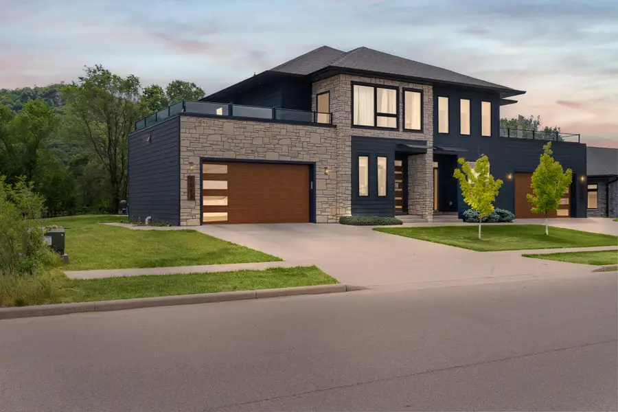 3013 Red Clover St, Holmen, WI 54636 - #2