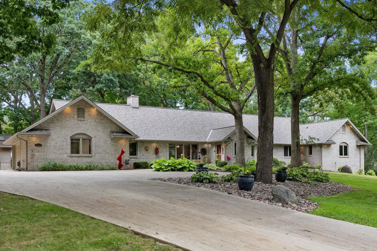 2416 N 118th St, Wauwatosa, WI 53226 - #1