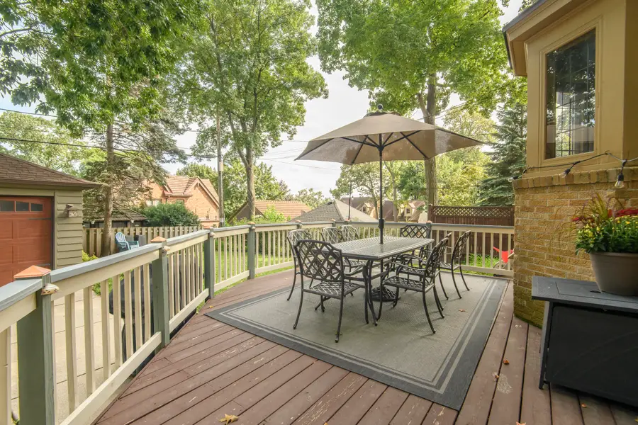 108 N 88th St, Wauwatosa, WI 53226 - #3