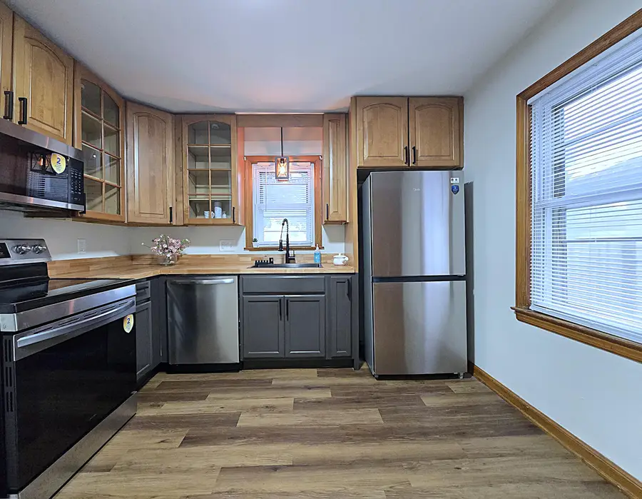3136 N 77th St, Milwaukee, WI 53222 - #3