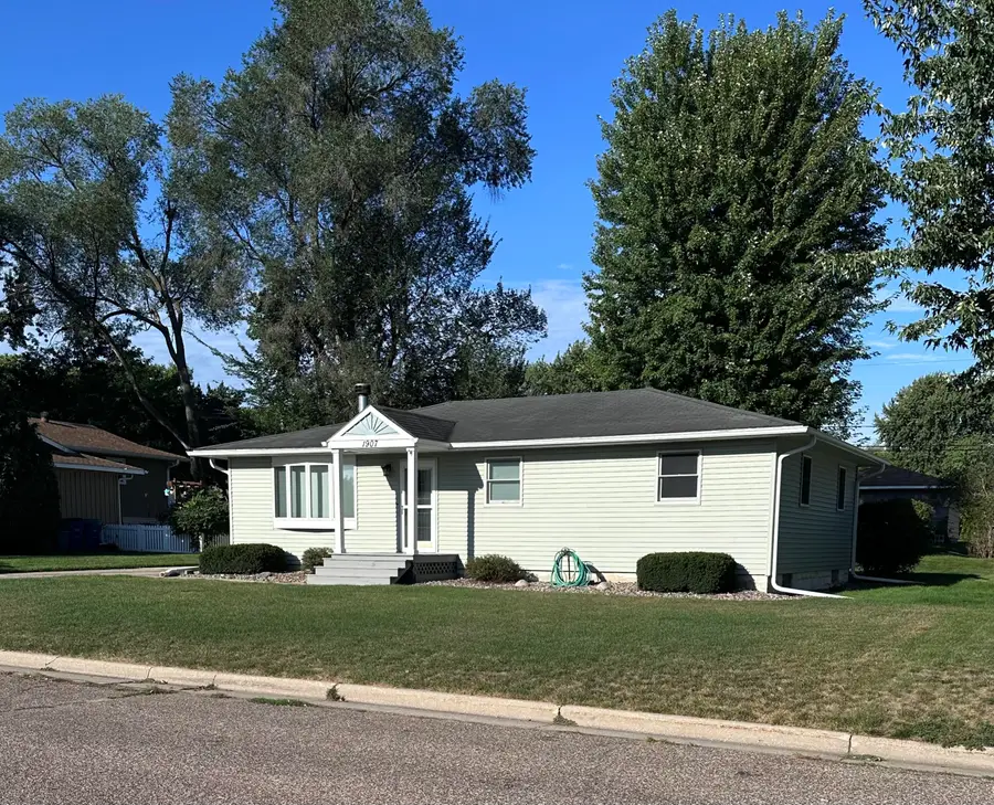 1907 La Crescent Ct, French Island, WI 54603 - #3