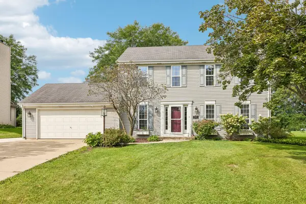 4441 S 116th St, Greenfield, WI 53228