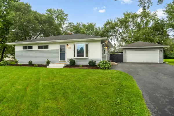 W142N6728 Washington Ave, Menomonee Falls, WI 53051