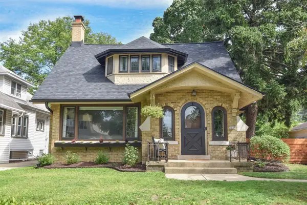 2144 N 65th St, Wauwatosa, WI 53213
