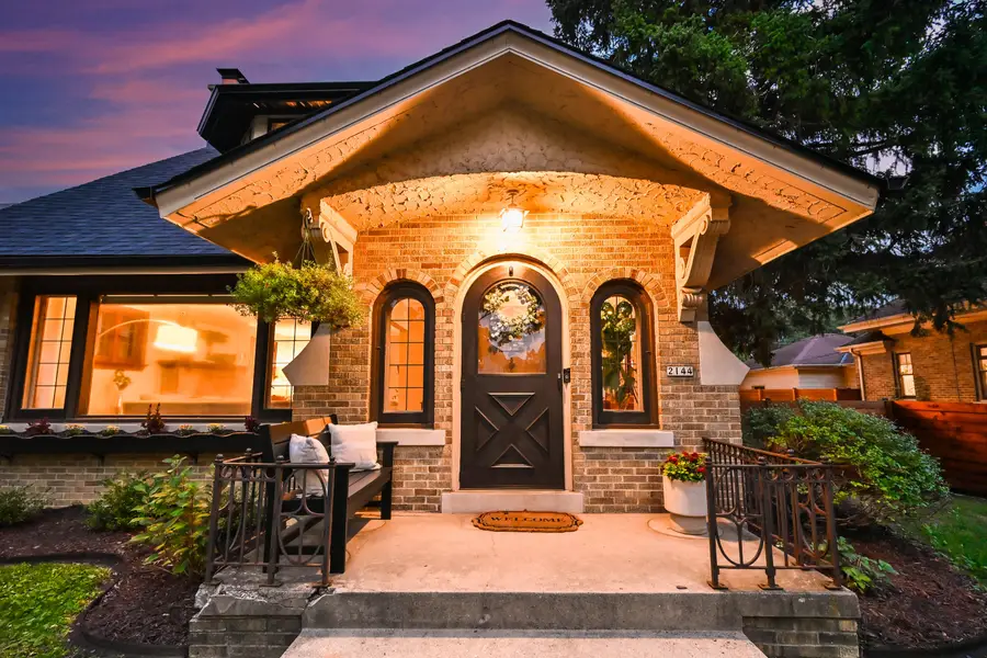 2144 N 65th St, Wauwatosa, WI 53213 - #2
