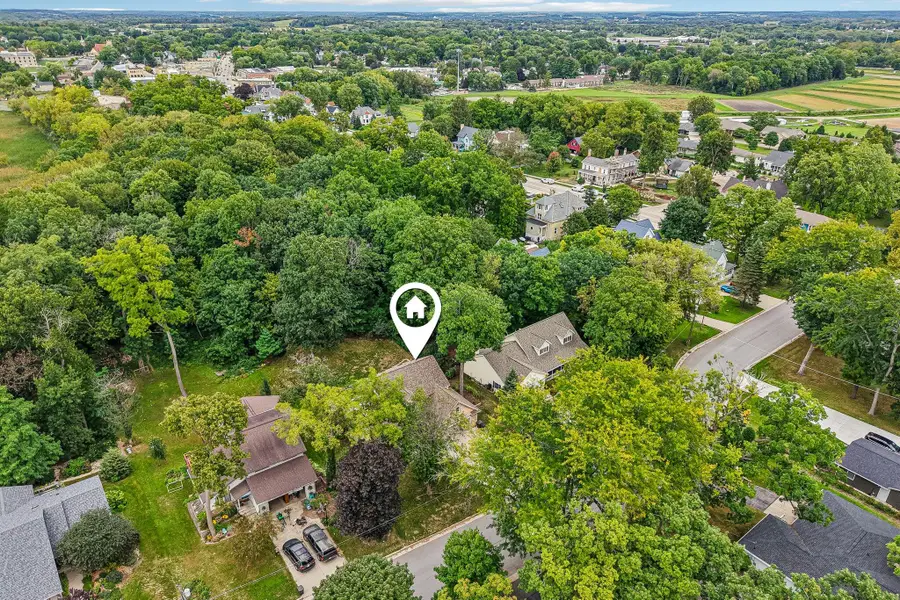 133 Phillips Ln, Lake Mills, WI 53551 - #2