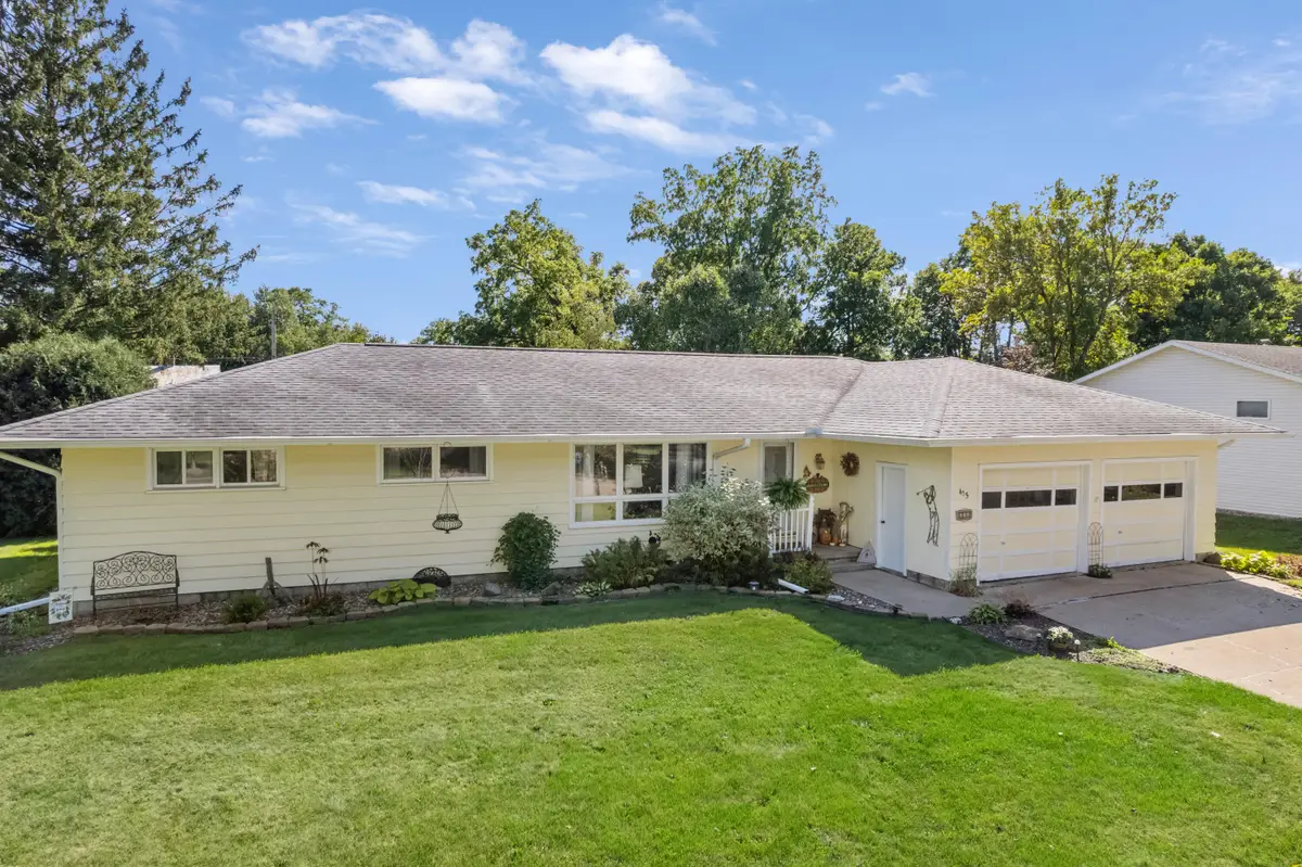 415 Garfield Ave, Sparta, WI 54656 - #1