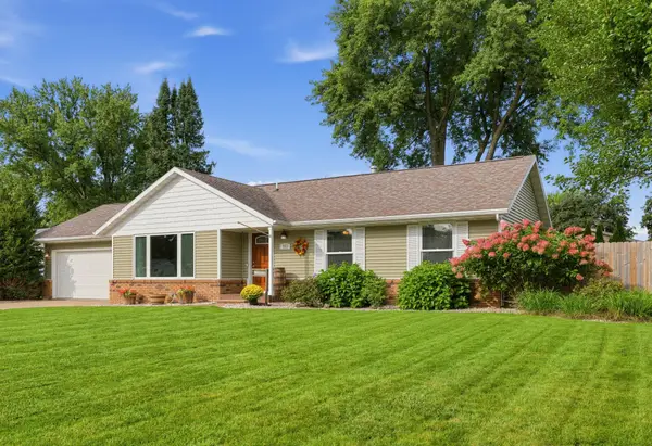 753 Chelsea Pl, Janesville, WI 53546