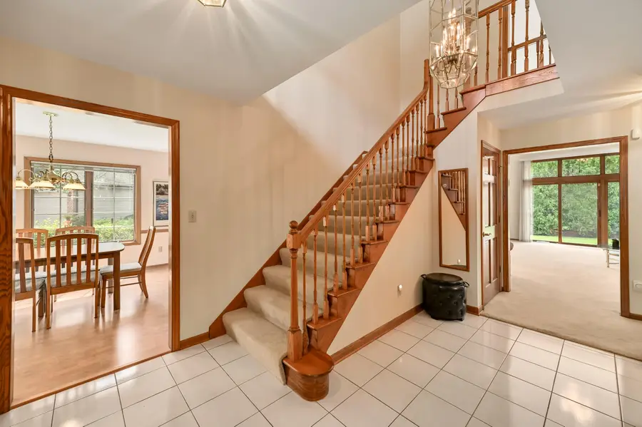 645 Willowick Ct, Brookfield, WI 53045 - #3