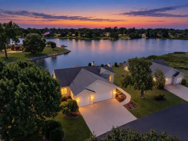 1505 Blue Heron Dr, Two Rivers, WI 54241