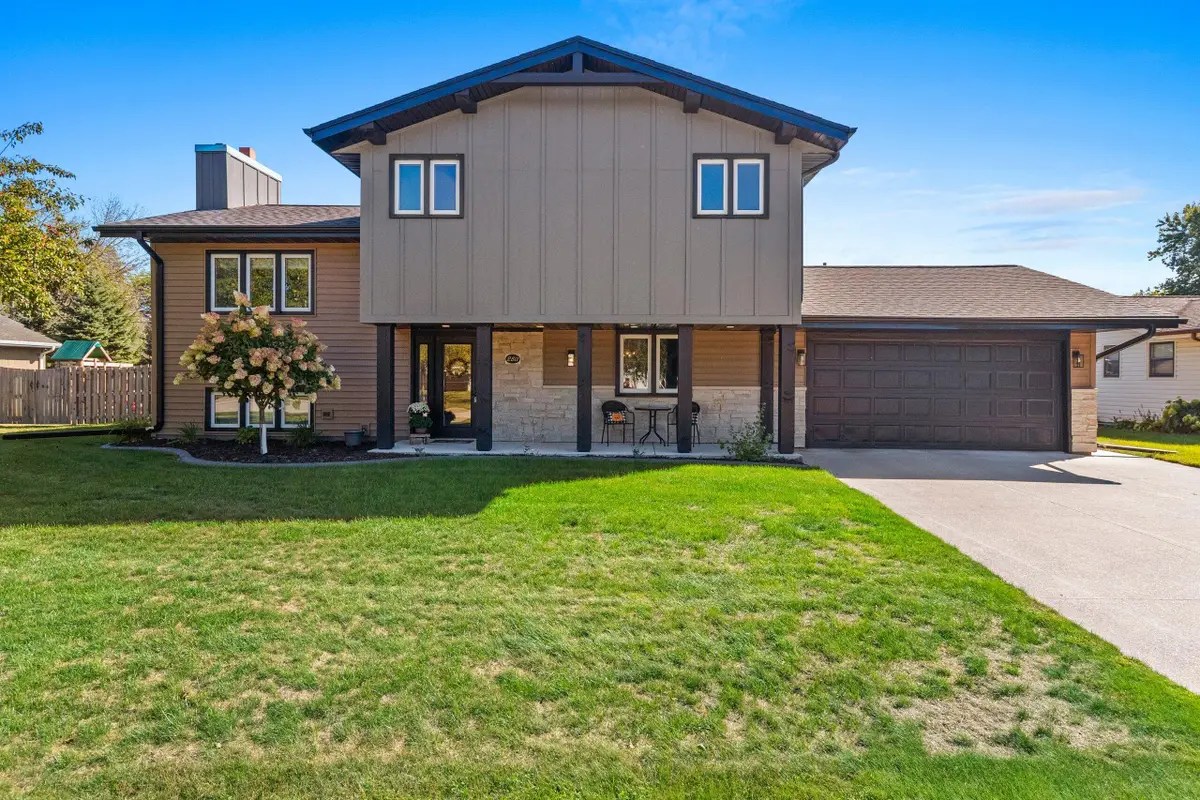2811 39th St, Two Rivers, WI 54241 - #1