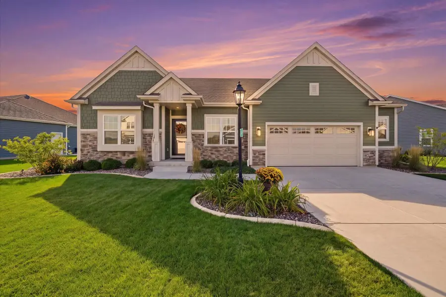 2935 Yahara Dr, Summit, WI 53066 - #3