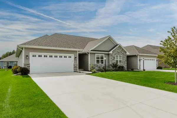 5235 Briarwood Cir, Caledonia, WI 53402