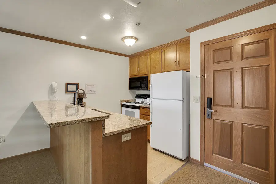 101 Osthoff Ave, Elkhart Lake, WI 53020 - #3