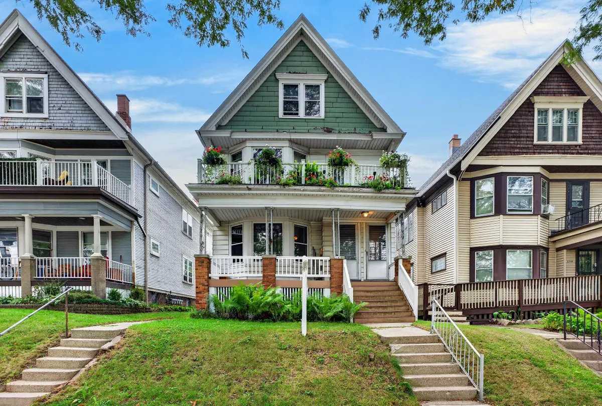2745 N Humboldt Blvd, Milwaukee, WI 53212 - #1