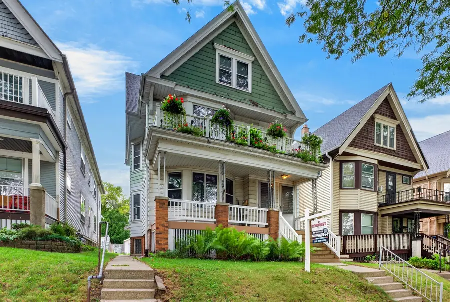 2745 N Humboldt Blvd, Milwaukee, WI 53212 - #2