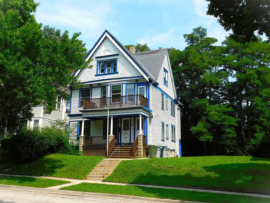 2444 N Palmer St, Milwaukee, WI 53212 - #2