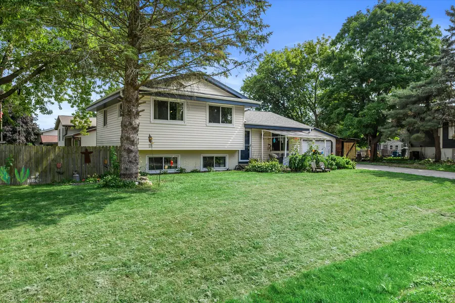 2645 Holly Grove Ct, Caledonia, WI 53402 - #3